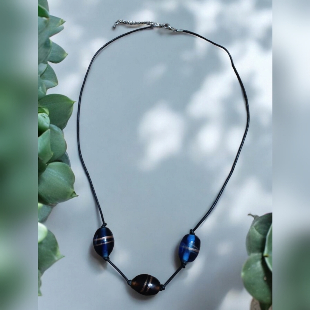 🌟3/$15 Handmade Blue and Black Glass Bead Necklace